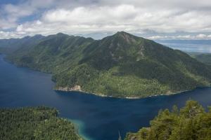 山 树 海 岛 自然 4k壁纸 3840x2160