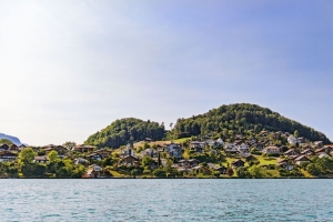 建筑 房屋 树木 山丘 大海 天空 4k壁纸 3840x2160