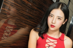 气质美女凌雪4k壁纸