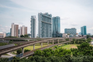 城市 建筑物 桥梁 道路 路口 树木 4k壁纸 3840x2160