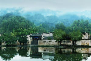 美丽的滨海村落