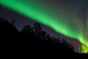蓝色和紫色的天空 极光 星空风景3440x1440壁纸