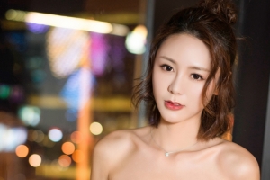 克拉女神昕予4k壁纸