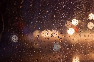 眩光 水滴 玻璃 雨水 宏观 4k壁纸 3840x2160