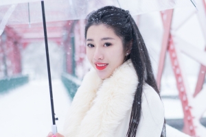 陈嘉嘉Tiffany 雪中清纯美女4k壁纸