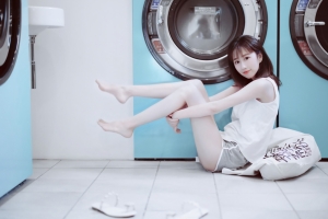 干洗店 洗衣机 清纯可爱美女4k壁纸3840x2160