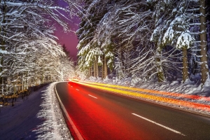 路 光 长曝光 雪 冬天 夜间 4k壁纸 3840x2160