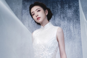 美女李云霄4K高清壁纸3840x2400免费下载