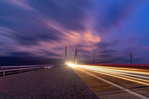 道路 桥梁 辉光 冰灯 天空 4k壁纸 3840x2160