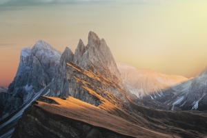 山 天空 云 日落风景4k风景壁纸
