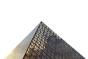 卢浮宫金字塔写实png免扣素材