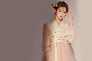 可爱好看女孩 韩服美女4k壁纸3840x2160