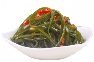 齿颊留香的剁椒凉拌鲜海带丝