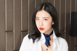 气质空姐美女凌雪4k壁纸