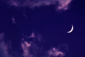 月亮 云 夜晚 星星 紫色 4k壁纸 3840x2160