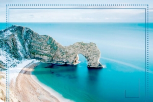 简约清新海南三亚旅游海报背景