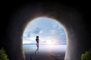 奇幻隧道风景海报 海边 美女 4k壁纸