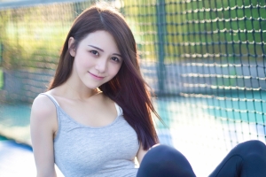 长发网球少女4k电脑壁纸