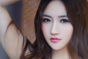 王明明4k美女壁纸