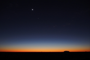 夜晚 黄昏 地平线 天空 星星 日落4K风景壁纸