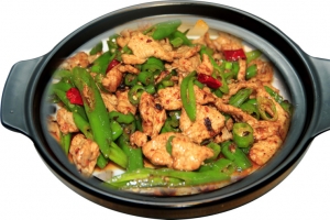 辣椒炒肉煲仔饭高清PNG透明免扣设计素材免费下载