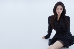 小仙女 长发 黑色裙子 好看美女3440x1440高清带鱼屏壁纸