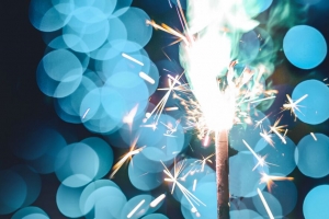 火花 火花 散焦 烟雾 节日 4k壁纸 3840x2160