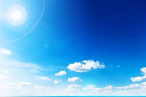 海岸蓝天白云光韵木板