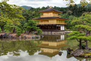 宝塔 寺庙 建筑 树木 湖泊 自然 4k壁纸 3840x2160