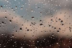 滴 玻璃 雨水 窗户 湿气 模糊 4k壁纸 3840x2160