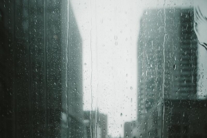 狂风暴雨 骤雨大作