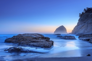 俄勒冈州 太平洋城 岩石 海边风景4K壁纸