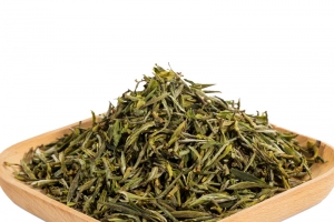 一盘绿茶叶