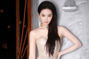 刘亦菲抹胸长裙 4K高清美女壁纸 3840x2560