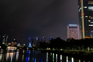 建筑 塔 摩天大楼 夜晚 城市 4k壁纸 3840x2160