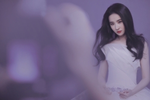 刘亦菲 唯美 白色裙子 4k 桌面