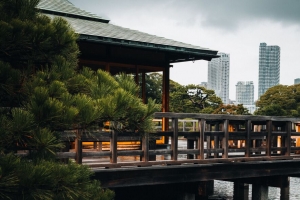 码头 凉亭 建筑物 桩 水 4k壁纸 3840x2160