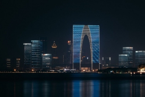 夜城 建筑 摩天大楼 水 4k壁纸 3840x2160