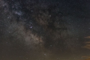 星空 银河系 天空 夜晚 棕色 4k壁纸 3840x2160