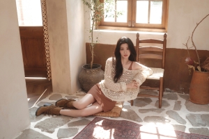 温馨 简约 阳光 居家美女 王楚然 电脑壁纸4k超清 3840x2560