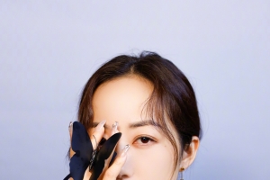 韩雪 蝴蝶 黑色裙子 唯美美女4k手机壁纸竖屏高清