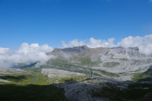 山 地貌 云 景观 自然 4k壁纸 3840x2160