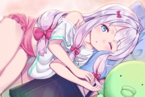 单闭眼白发女孩4k动漫壁纸