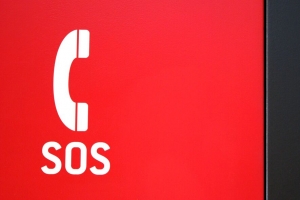  sos 字 报警 呼叫 红色 4k壁纸 3840x2160