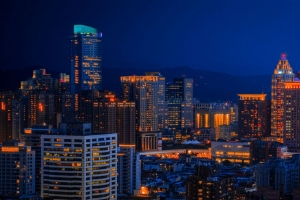摩天大楼 建筑 建筑 灯光 夜间 4k壁纸 3840x2160