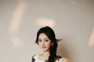 杨幂 白裙 高清美女 4k手机壁纸竖屏
