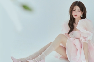 小清新 粉色公主裙子美女 王秋紫4k壁纸