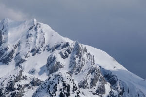 山脉 雪 斜坡 风景 4k壁纸 3840x2160